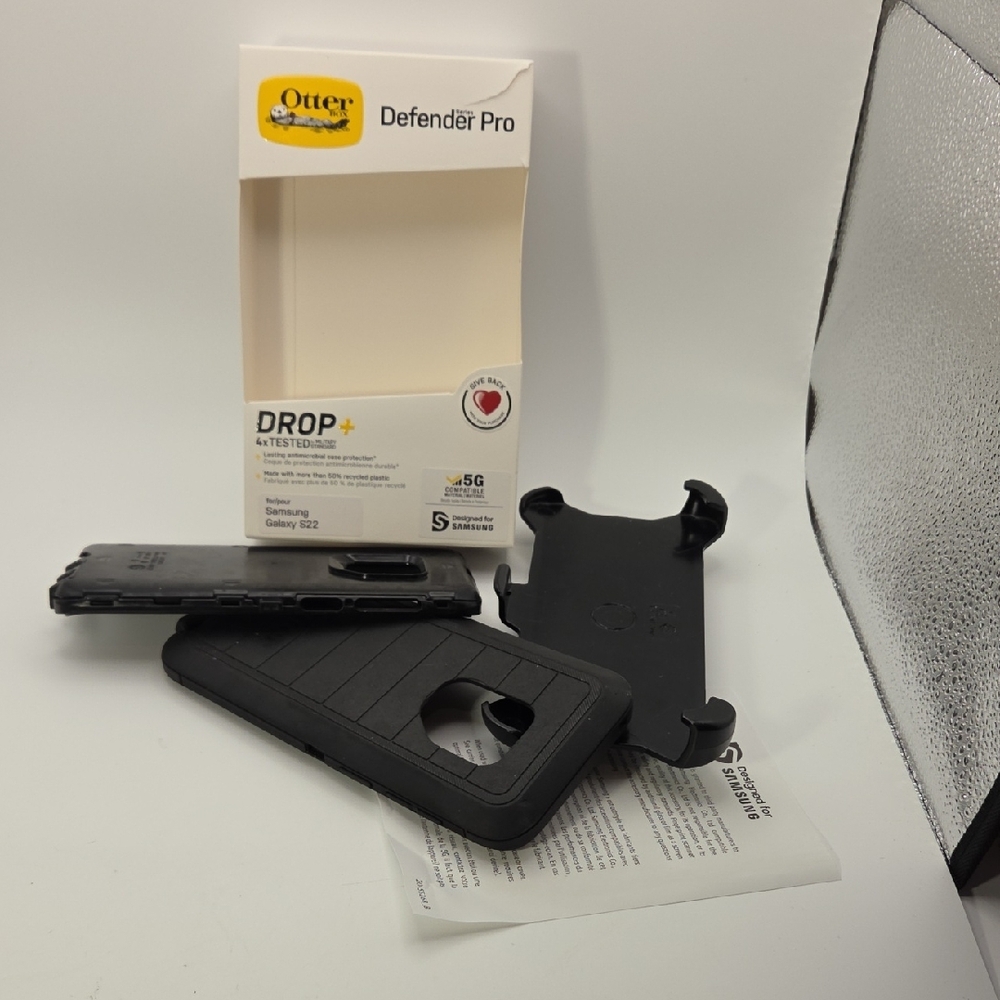 OtterBox Defender Pro Rugged Black Case - Picture 7 of 7